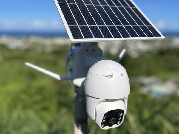 ソーラー一体型カメラ設置